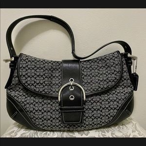 COACH Signature Hobo Buckle Handbag In Black & Silver 🔥🔥 Pristine!